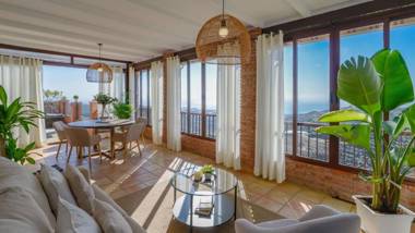 Villa Olivo Torrox by Ruralidays