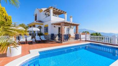 Casa Los Almendrales Torrox by Ruralidays