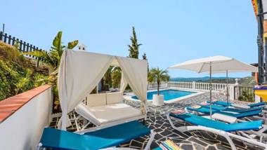 Casa Paraiso Tropical Torrox by Ruralidays