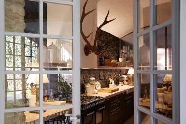 Llimona Suites - Adults Only