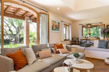 Casa Monells Emporda Costa Brava