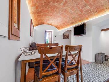 Charming Holiday Home in Vulpellac with Private Pool