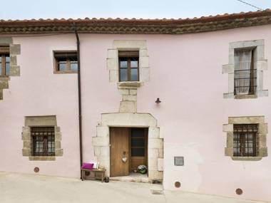 Luxurious traditional Catalan house with pool in Marenya Costa Brava-Empordà