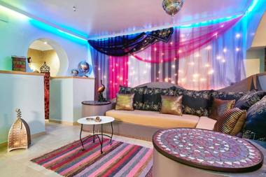 Studio with shared pool enclosed garden and wifi at Torrevieja 1 km away from the beach