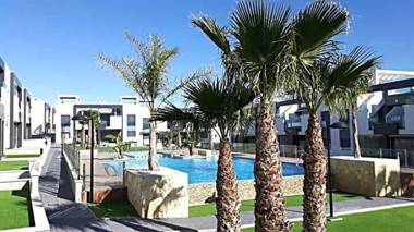 OASIS BEACH apartments