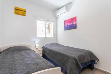 Del Mar Apartment By GHR Rentals