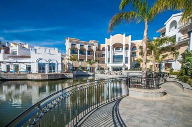 Villa with Three Bedrooms Private Pool and Jacuzzi - BO16LT