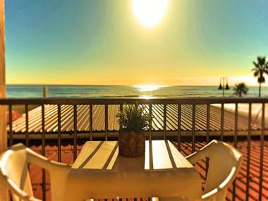 Apartamentos Casa Blanca