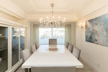 TESS Penthouse Deluxe DS11