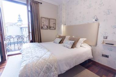 Cuatro Caminos Rooms