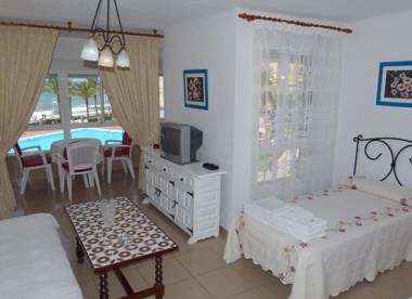 Apartamentos Intercentro Algarrobo-Costa APARTAMENTOS TURÍSTICOS -INMOBILIARIA