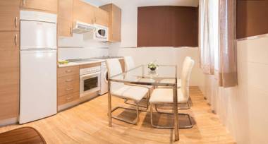 Apartamentos Turísticos Casas de los Reyes