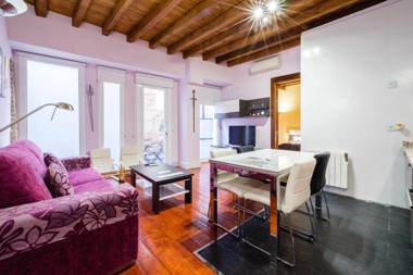 Apartamento con patio junto a la Catedral by Toledo AP