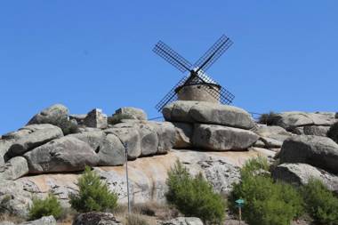 Apartamentos Turisticos Dulcinea VENTAS CON PEÑA AGUILERA