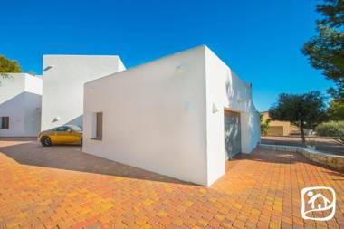 Abahana Villas Waterfront