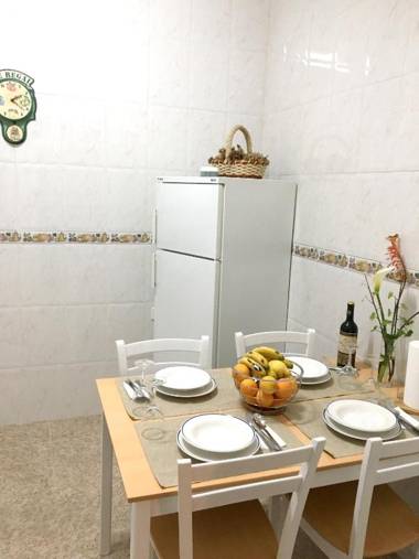 2 bedrooms house with enclosed garden and wifi at Teror