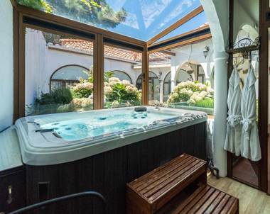 Lujosa Vivienda Vacacional Típica Canaria con Jacuzzi BBQ WIFI