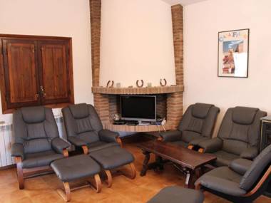 Pretty Holiday Home in L'ampolla with Private Swimming Pool