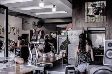 South Hostel Tarifa - Kite Service Center