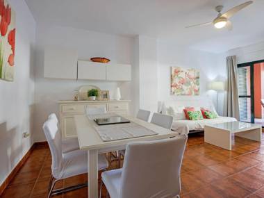 Charming Apartment in Zahara de los Atunes near Beach