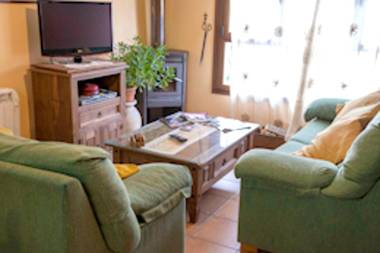 3 bedrooms house with terrace and wifi at Sotoserrano