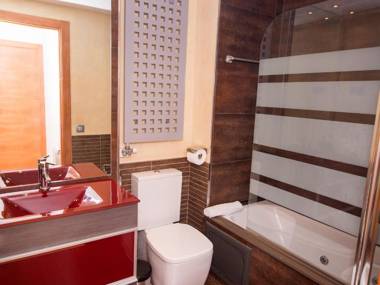 LucasLand Apartments Sitges