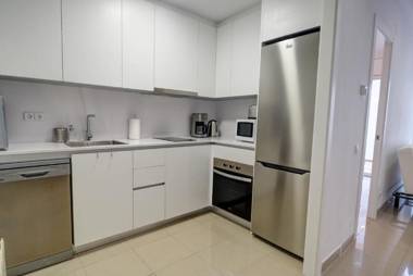 White Center Apartment by Hello Homes Sitges