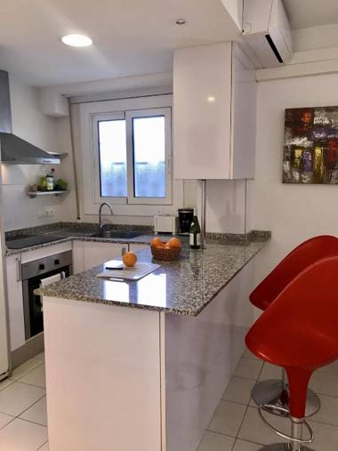 Los Globos Beach Studio by Hello Homes Sitges