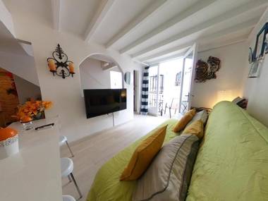 Piso Duplex En Puerto Deportivo Wifi Y Ac Gaudy