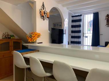 Piso Duplex En Puerto Deportivo Wifi Y Ac Gaudy