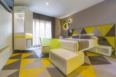 Hotel Macià Sevilla Kubb