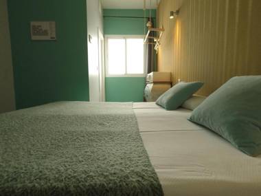 Oasis Backpackers' Palace Seville