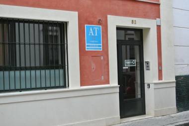 Apartamentos Living Sevilla Centro Maestranza