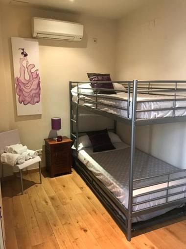 Casa con piscina junto a Catedral