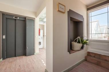 Tomas Ibarra Pool & Luxury