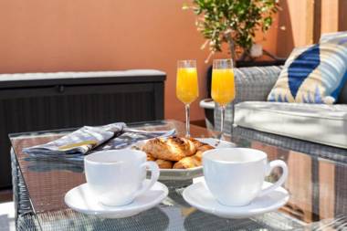 Luxury Rooftop - Space Maison Apartments