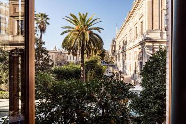 Puerta Catedral Indias Lofts