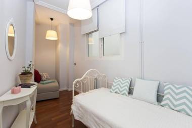 SVQ Apartments - Patio Santa Cruz