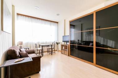 Holi-Rent Martin Villa