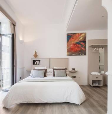 Puerta Catedral Holiday Suites