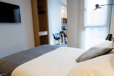 Welldone Quality - Crystal pool