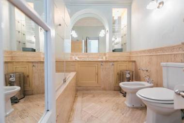 Lujoso apartamento a los pies de la Giralda