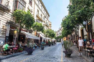 MuMu Luxury Suite Lirio