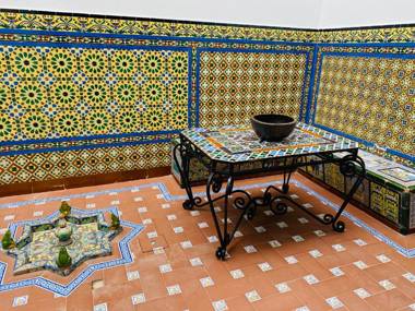 Apartamentos "El Escondite de Triana"