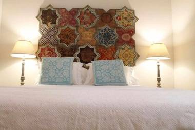 Monkeys Luxury Alameda House