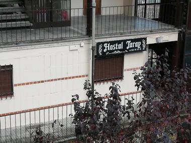 Hostal Residencia Taray