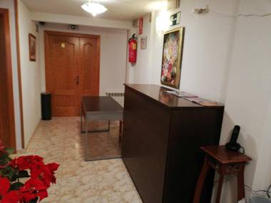 Hostal Residencia Taray