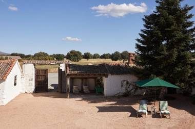 Hotel Caserio Aldeallana