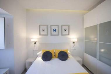 Bolboreta Suites Boutique Apartments