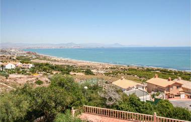 Stunning apartment in Santa Pola with Outdoor swimming pool and 3 Bedrooms